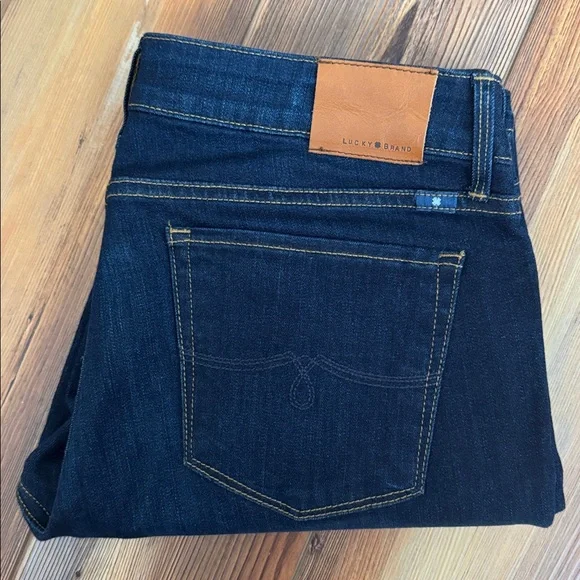 Lucky Brand Lolita Skinny Jeans Size 8/29 Dark Wash - Picture 8 of 8